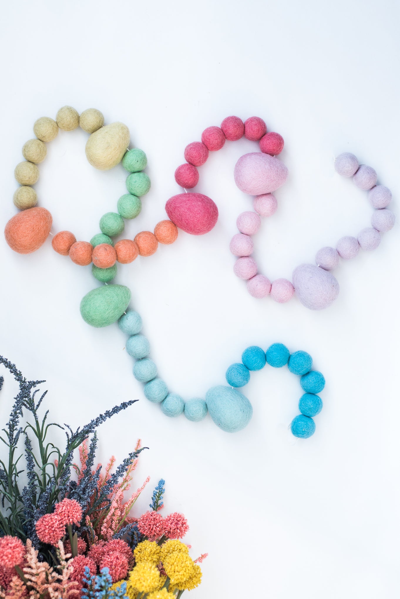 Easter Eggs Garland (Ombre)